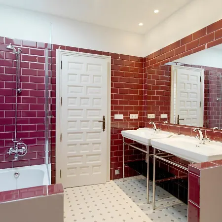 Отель Hospedium Palacio La Lozana 3*