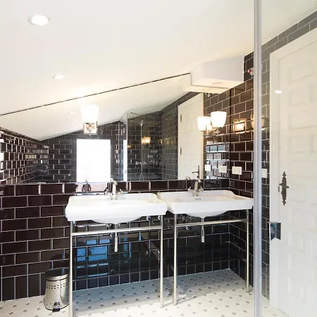 Hospedium Palacio La Lozana 3*