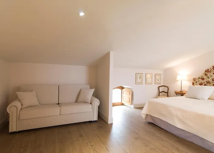 Hospedium Palacio La Lozana Otel